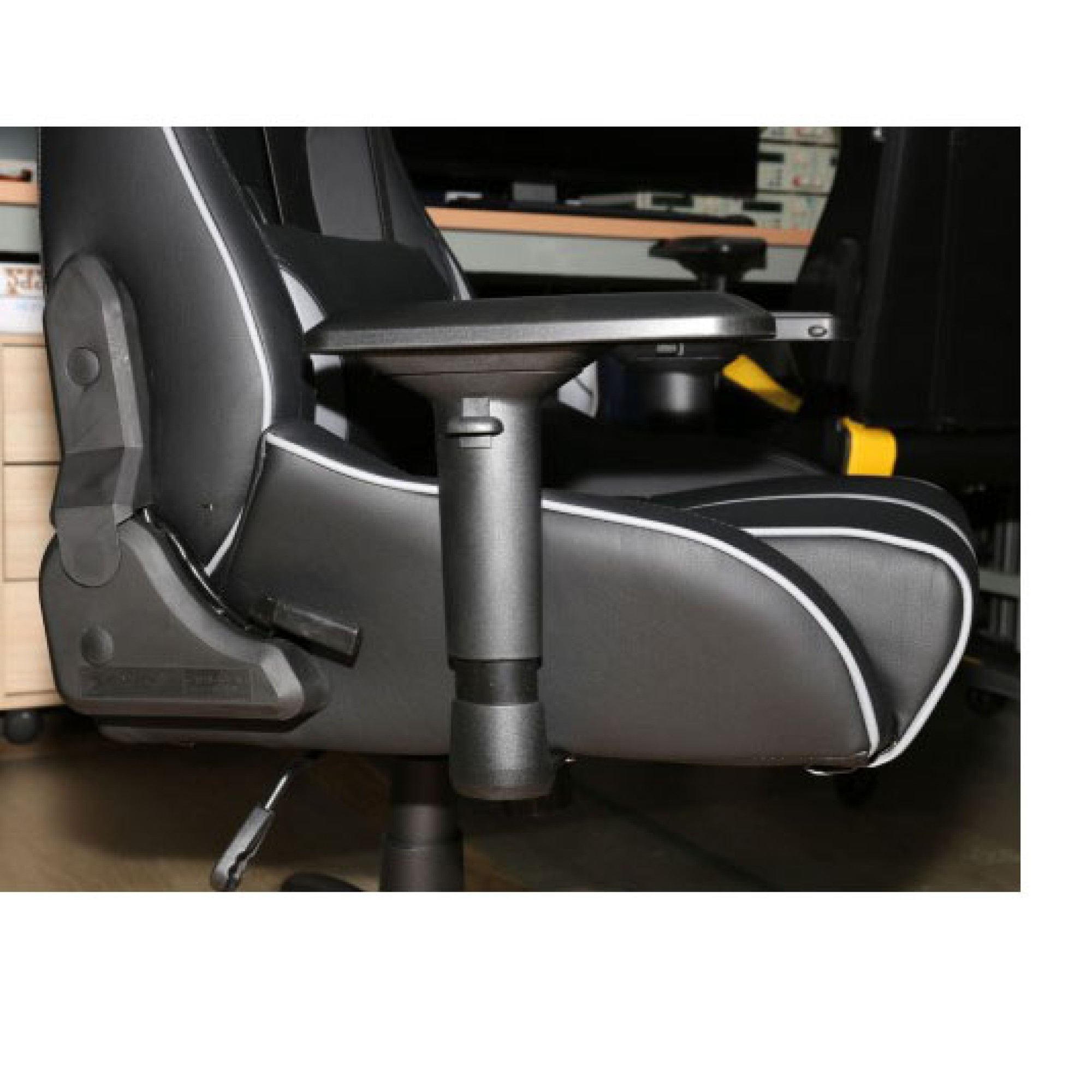 E-Win Flash Σειρά FLNB